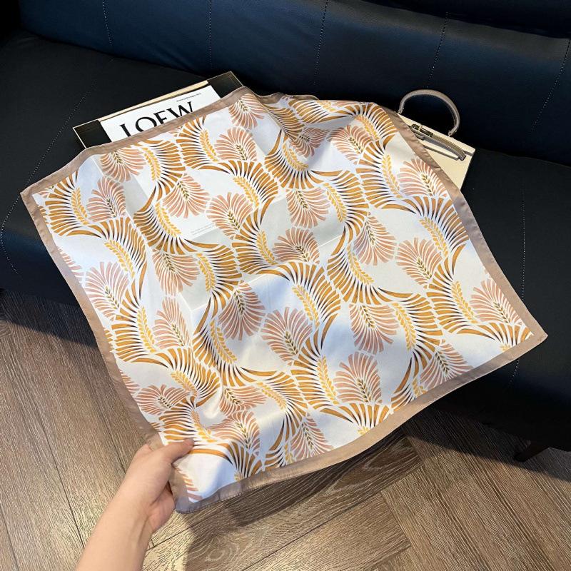 Fashion Black and White Printing Temperament Square Scarf Imitation Silk Korean Version Decorative Scarf Scarf Professional Decorative Shawl Silk Scar