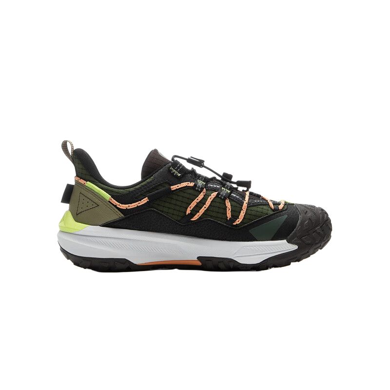 Li Ning Kids Yan Luan 3 V2 Comfortable Soft Non-Slip Wear-Resistant Breathable Support Low-Top Outdoor Shoes Kids outdoor shoes Black Green YKEV002-1