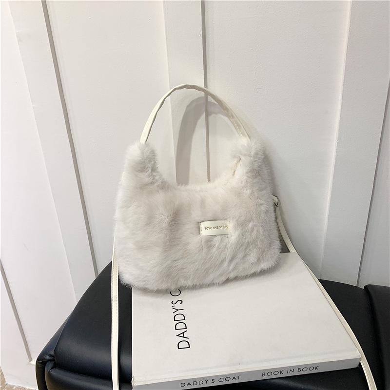 Women's Fluffy Shoulder Bag 2025: Versatile Fashion Crossbody Handbag for Autumn/Winter