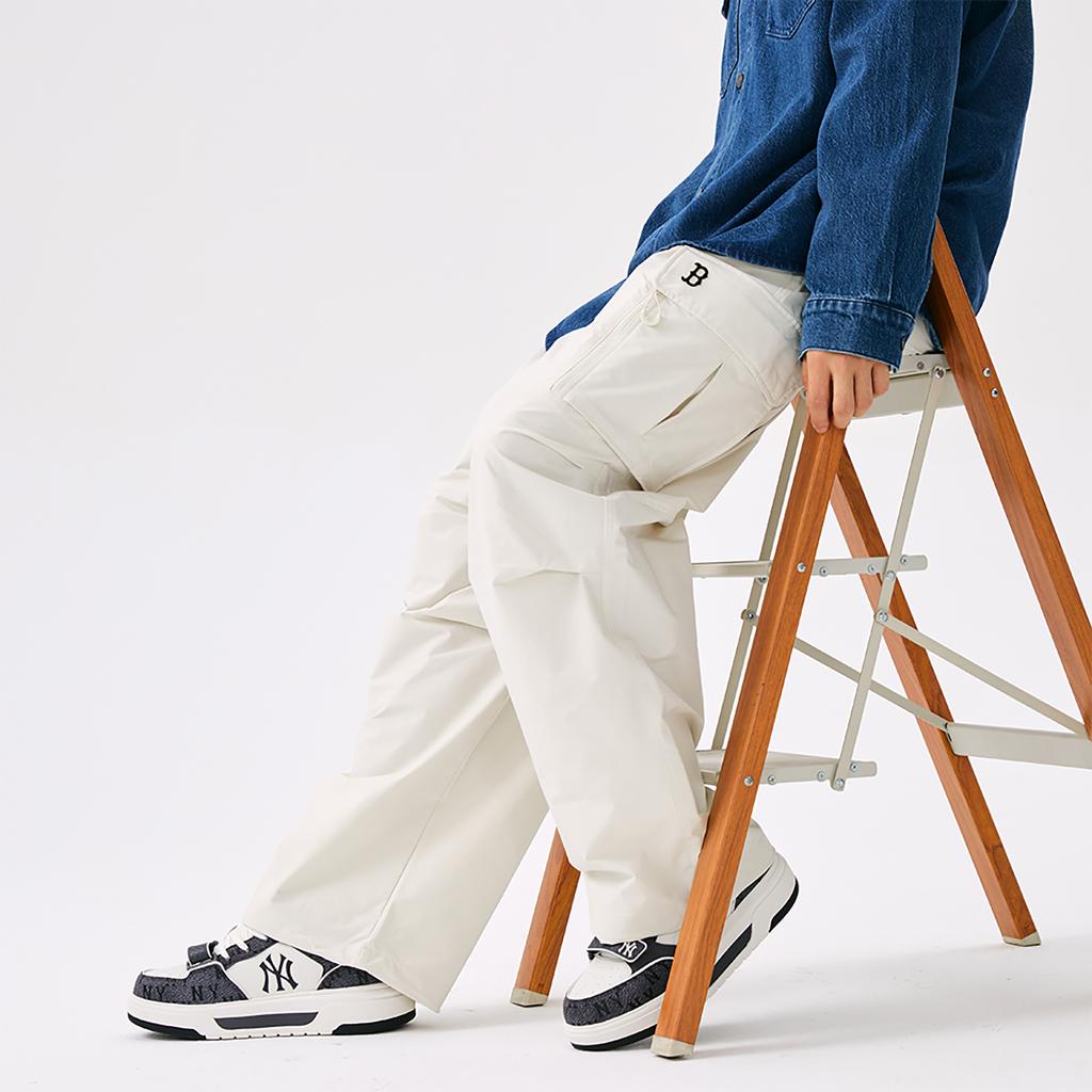 New MLB Boston Red Sox Basic Collection 25FW Cargo Pants Unisex Deep Ivory 3AWPB0454-43CRD