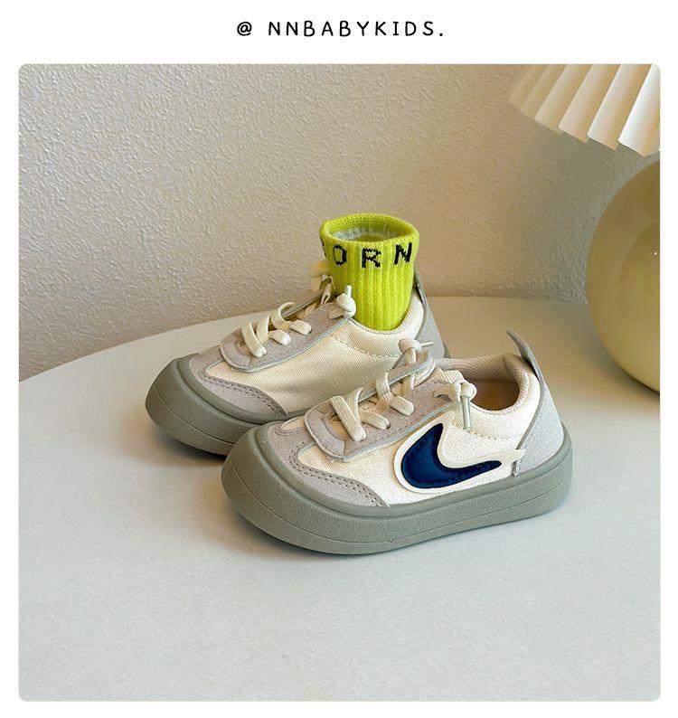 Children's Canvas Shoes Spring and Autumn Children's Soft-soled Sports Shoes Korean Version Kindergarten Baby Indoor Shoes Versatile Fashion
