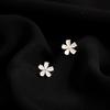 Náušnice Sakura Stud pre ženy Nové Trendy Ľahký Luxus Niche High-end Kvetinové Náušnice Hanfu Jesenné a Zimné Modely