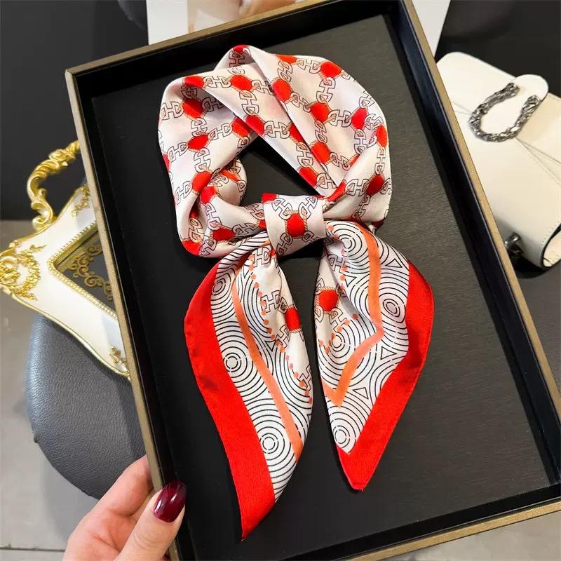 New luxury leopard print small square scarf imitation silk headscarf spring thin printed neck wrap scarf for women
