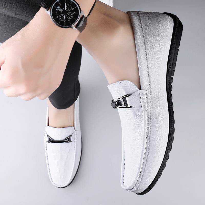 Summer New Men's Breathable Anti Slip Cowhide Outdoor Driving Shoes Fashionable Brand Men's Comfortable Soft Soled Bean Shoes