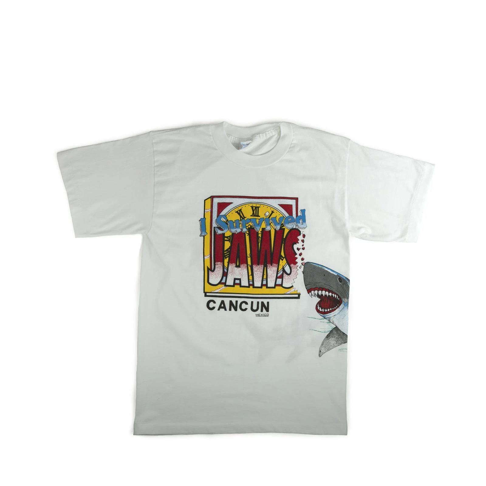 Vintage 1990 s Jaws Tee Shirt S