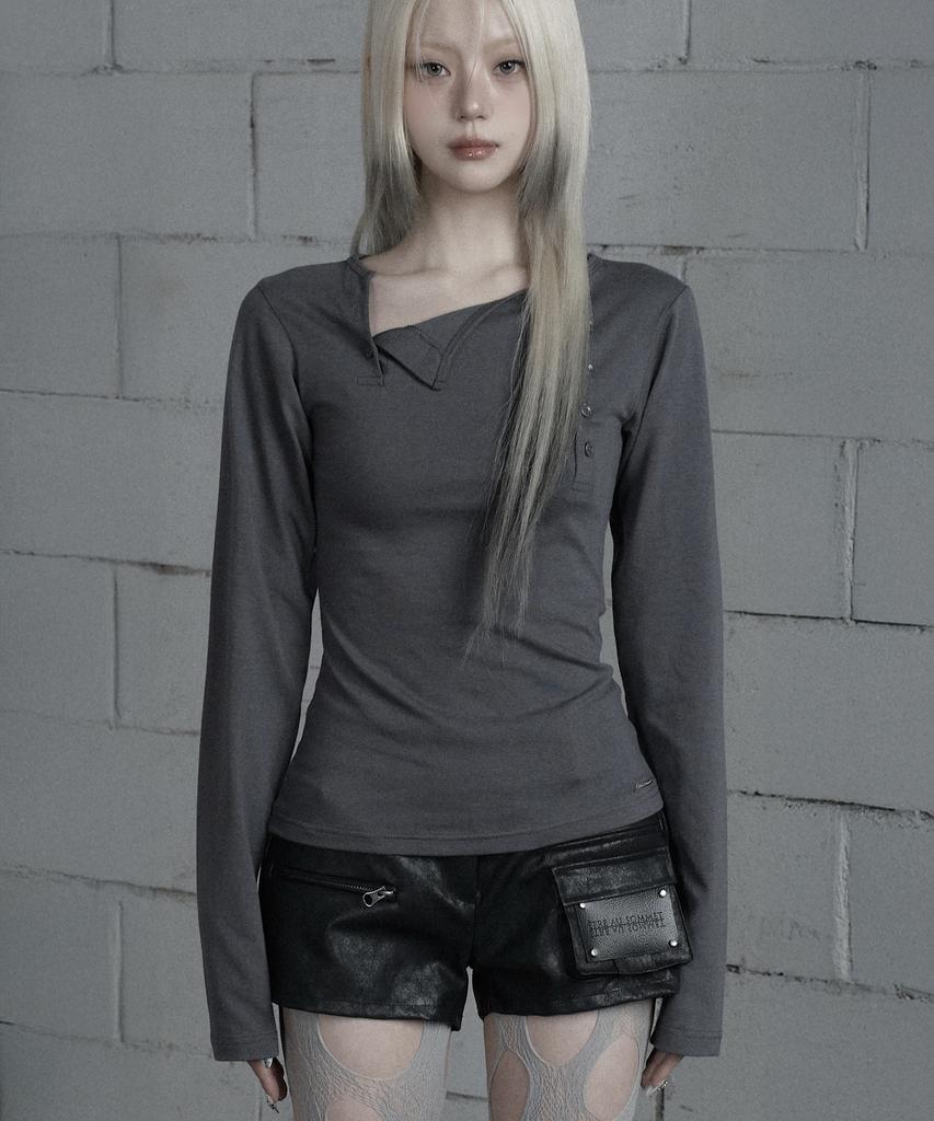 ETRE AU SOMMET Two-Line Button Long Sleeve (Dark Gray)