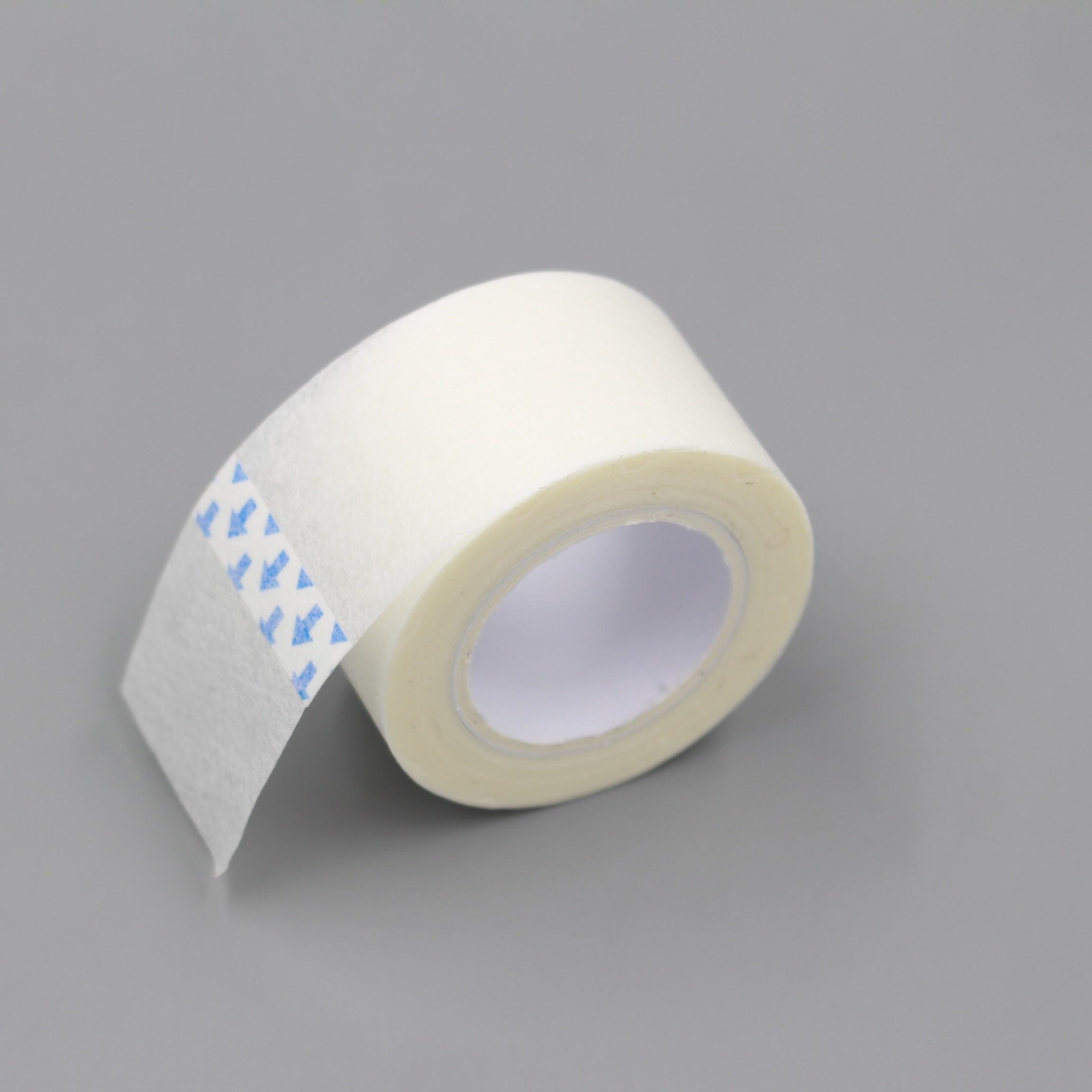 

4 рулона бумажного хирургического пластыря для оказания первой помощи: 1 x 10 ярдов, Легкий, Дышащий, Микропористый, Самоклеящийся, Не содержит латекс, Гипоаллергенный 1 x 10 Yards (2.5cm*9.14m)