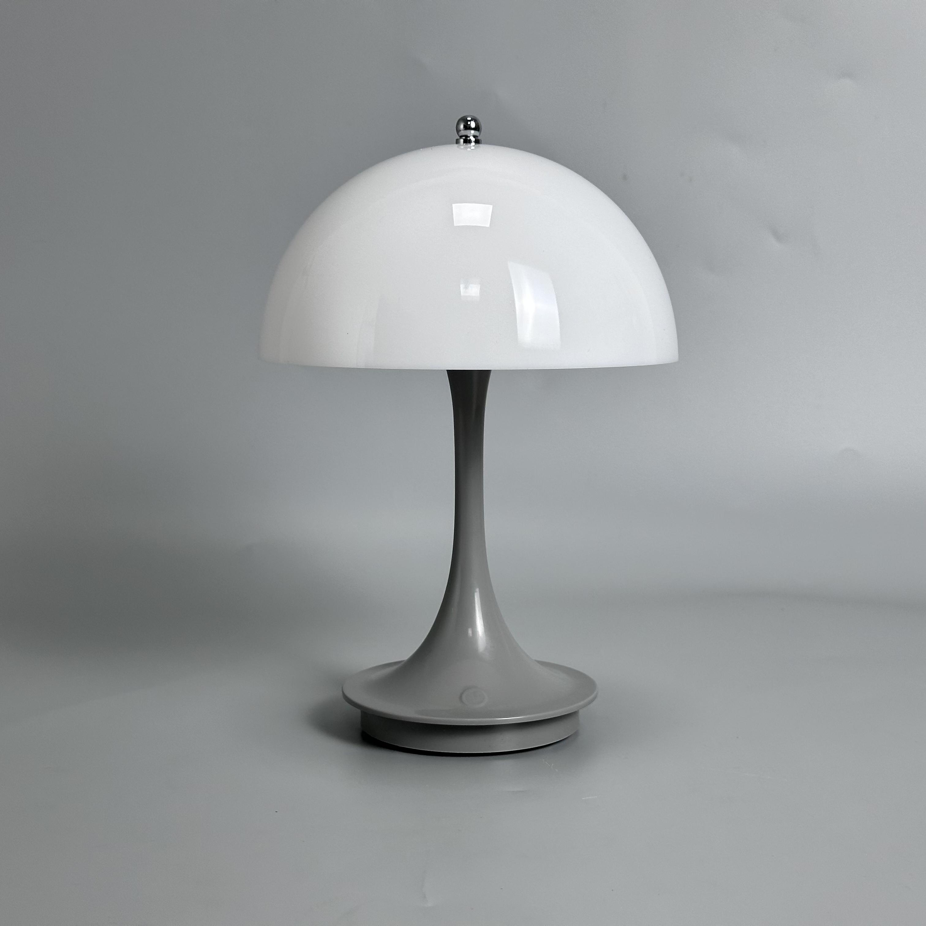 LED Pilz kleine Tischlampe tragbare USB-Aufladung dimmbare Blütenknospenlampe Schlafzimmer Nachttischlampe changeable