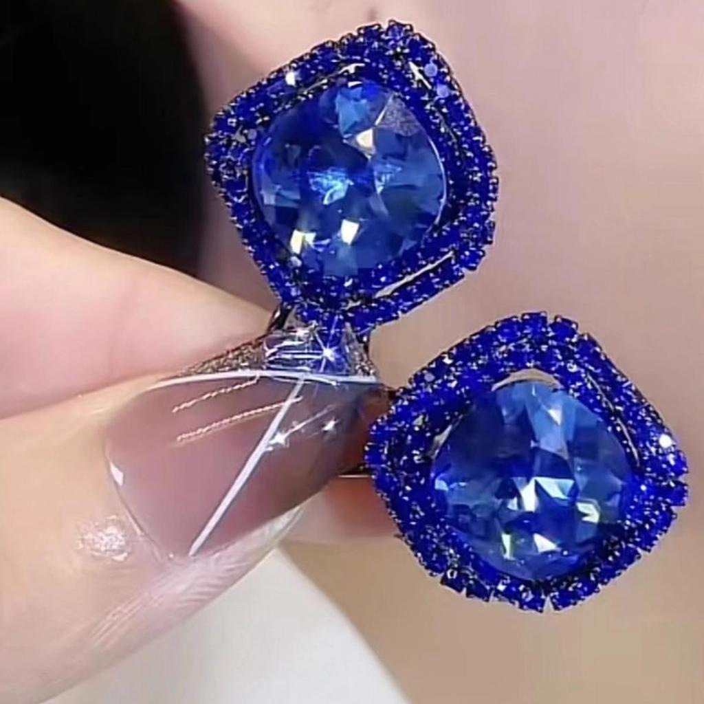 Orecchini a Lobo Diamante Geometrico Nero con Ago in Argento S925 - Collezione Autunno/Inverno Giapponese & Coreana per Donna