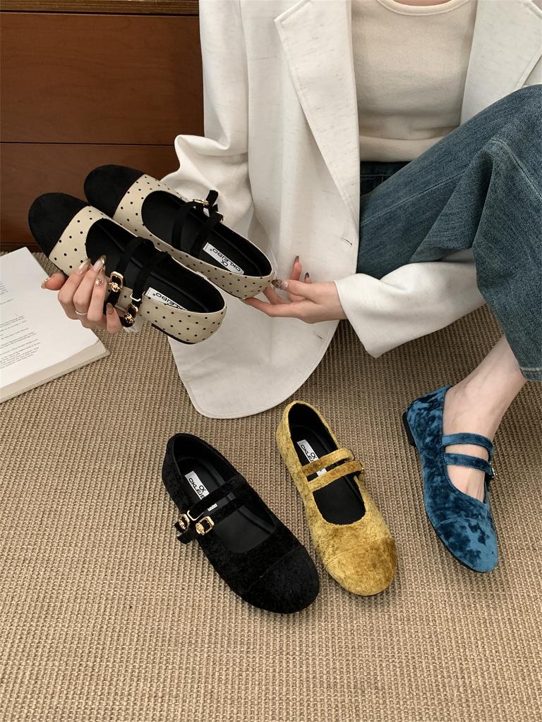 Französische Retro-Samt-Mary-Jane-Ballerinas mit doppelter Schnalle, Damen 2025 neu, Nischen-Allrounder, Oma-Schuhe