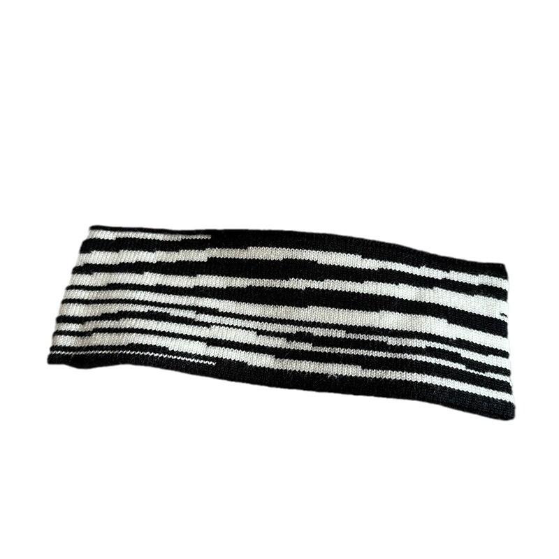 Korean Style Knit Zebra Pattern Hair Band With Wide Edging For Women And Men