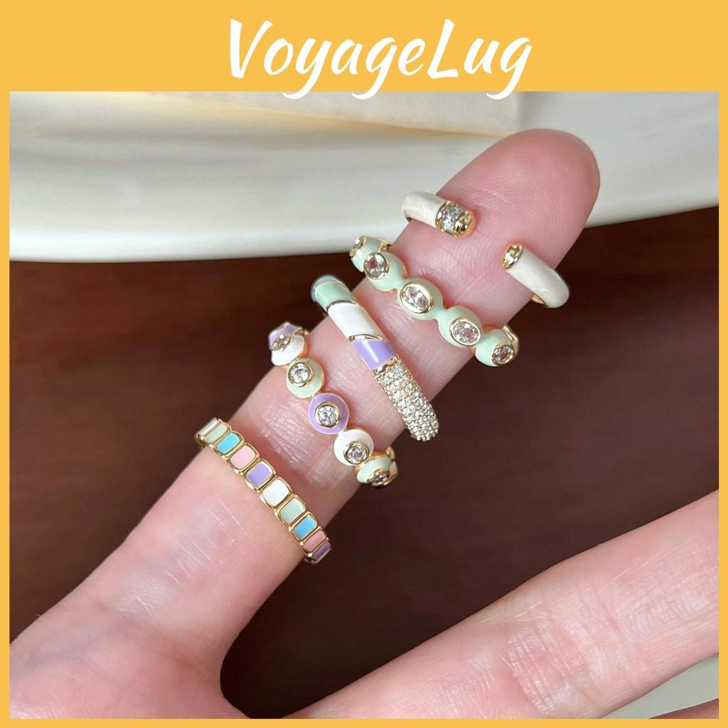 Adjustable French Elegant Style Ring For Women With Unique Geometric Design In Material Copper