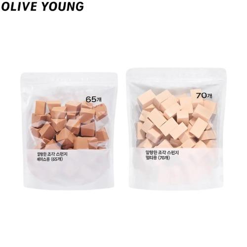 

М яка косметична губка OLIVE YOUNG (Для універсального використання 70 шт. / Для основи 65 шт.)