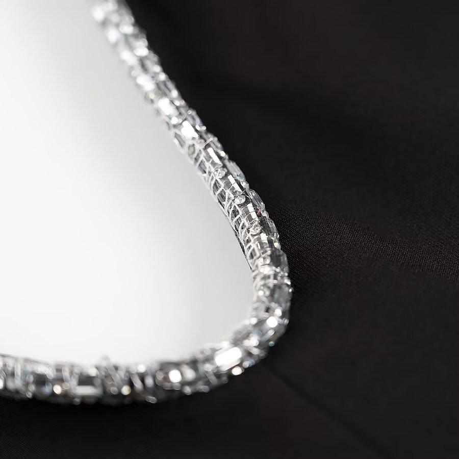 Autumn 2024 Women's Fashion: Slimming Halter Neck Short Dress, European & American Style