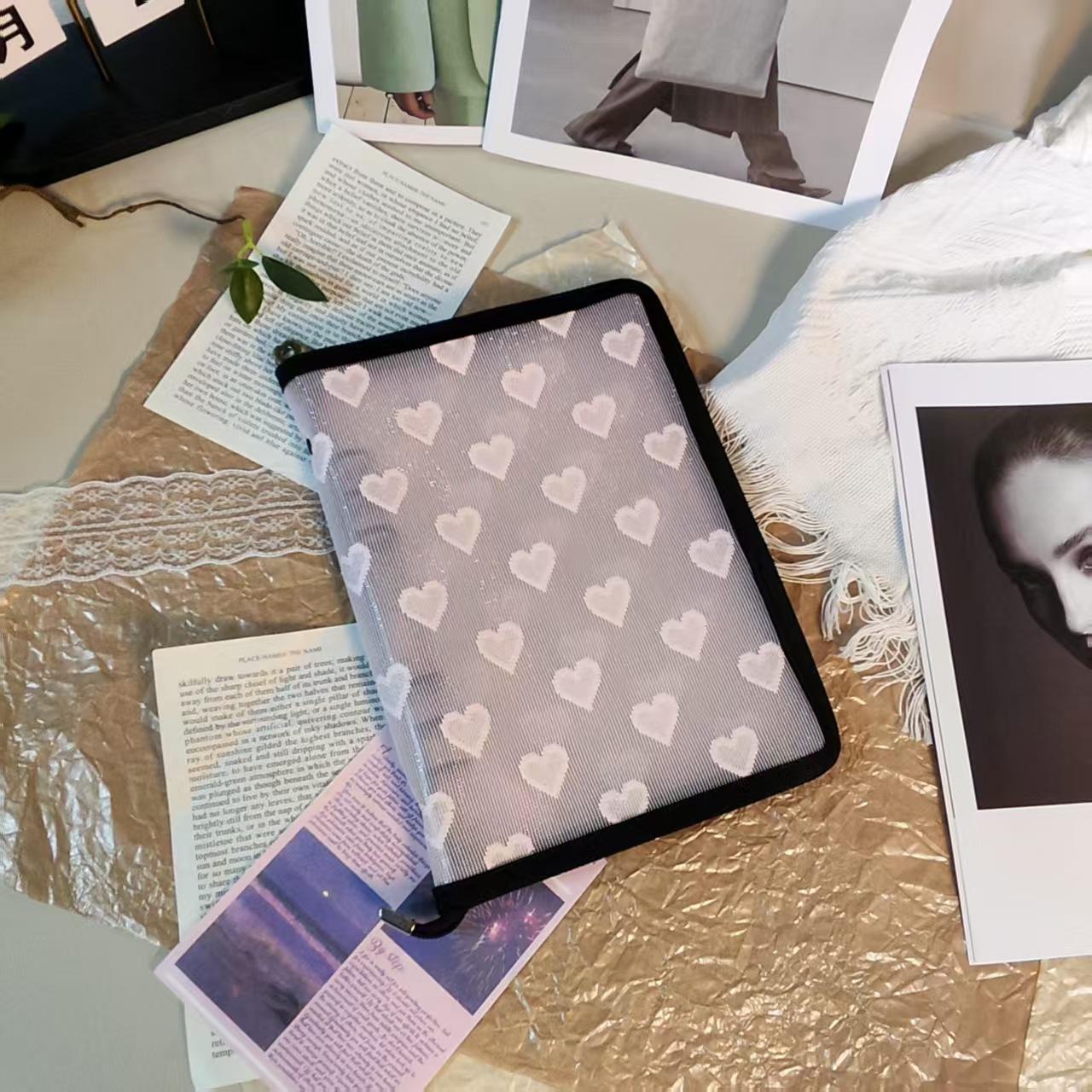 

Ins Style Love Lace A5 Zipper 6-hole Loose leaf Notebook with Edge Wrapping Transparent Star chasing Handbook Storage Book, Includes 20 internal pages