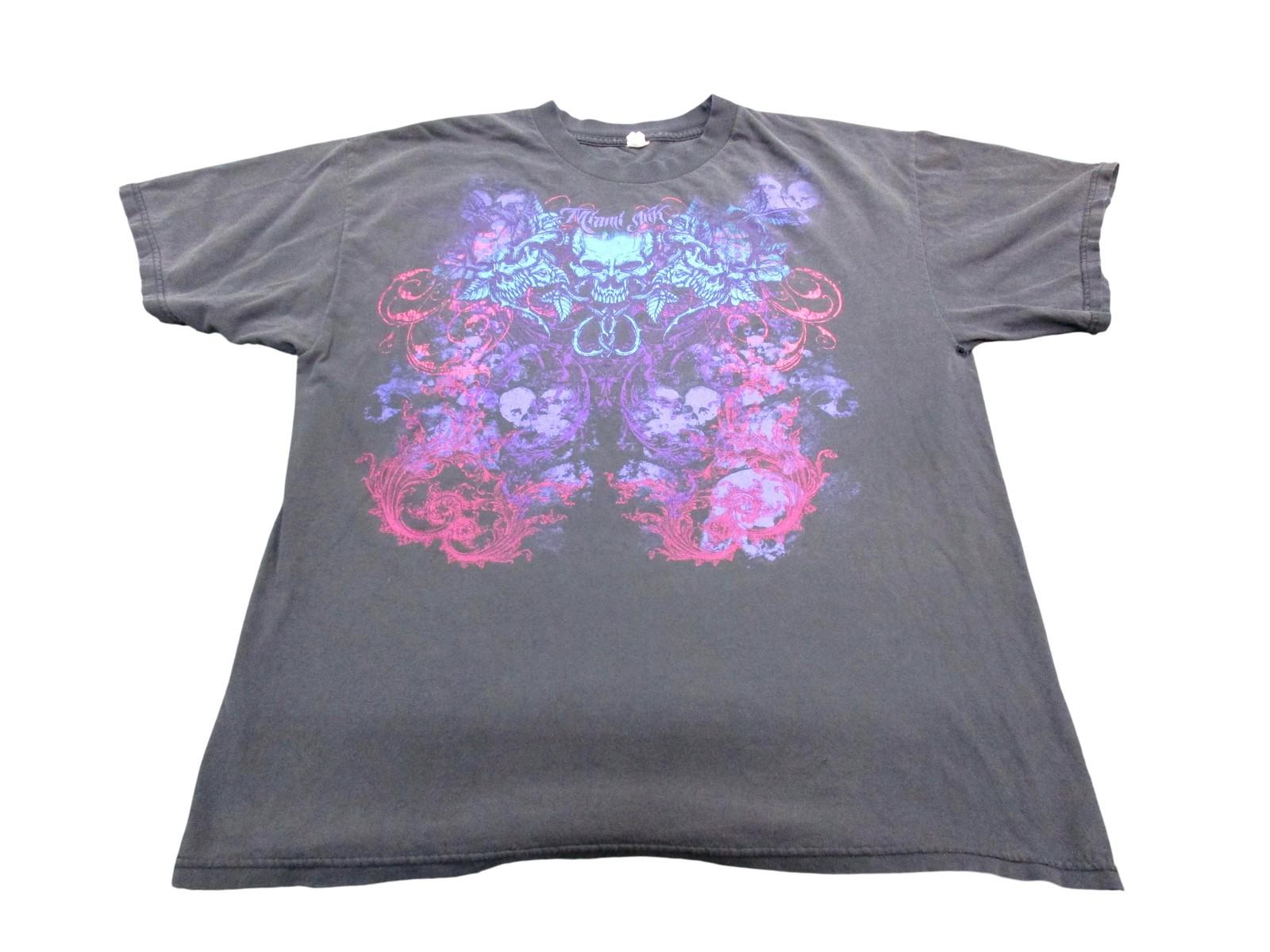 Shirt Mens XL Gray Skull Gothic Graphic Tee Purple Blue Scroll Art Design Unisex T-Shirt XXL