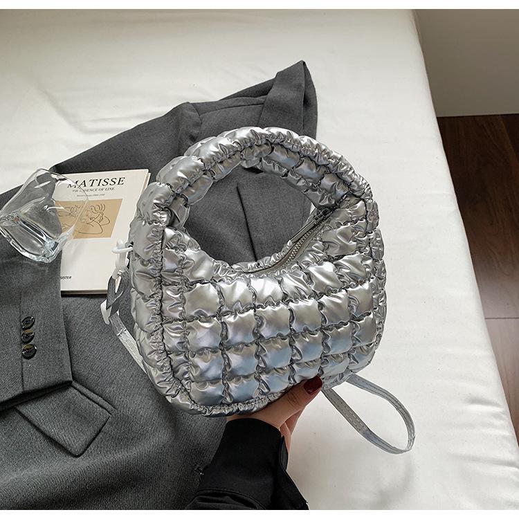 Bubble cotton bag Korean version trendy fashion dumpling bag 2025 summer new cotton clothes pleated rhombus shoulder bag