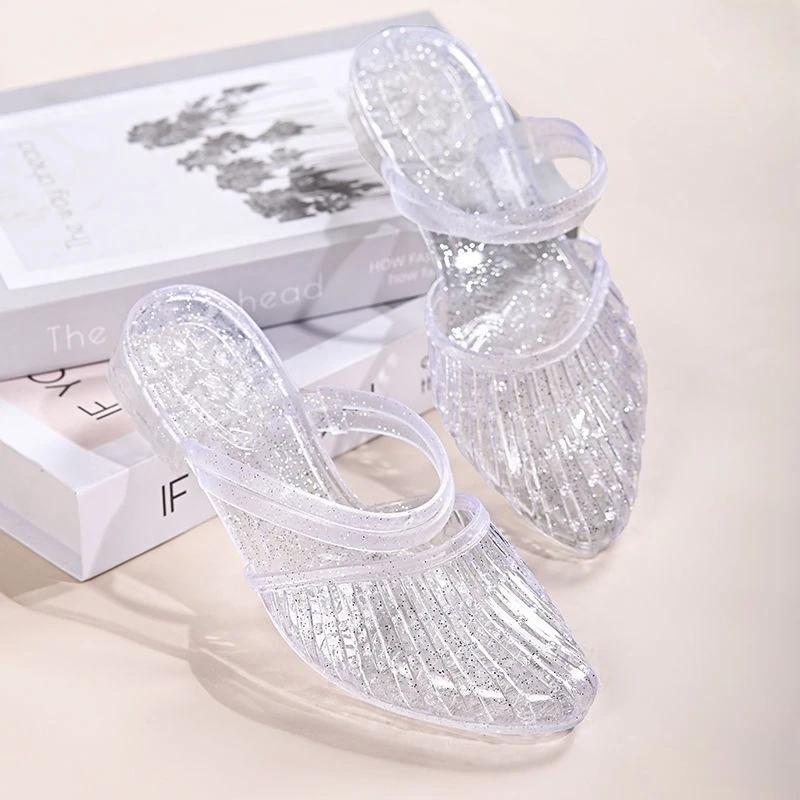 

Мода на каблуке Женские тапочки и женские сандалии Уличная обувь Новая мода Нескользящие шлепанцы 2025 Роскошные уникальные туфли H Сандалии 40