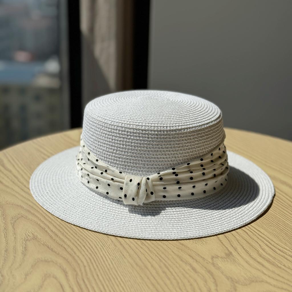 New Polka Dot Bow Flat Top Straw Hat for Women Korean Version Seasonal Seaside Travel and Vacation Beach Hat Trend