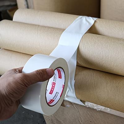 Pevná bílá kobercová páska, 2 palce x 10 yardů, tloušťka 8,27 mil, silná, flexibilní, beze zbytků, pro opravy, průmyslové použití