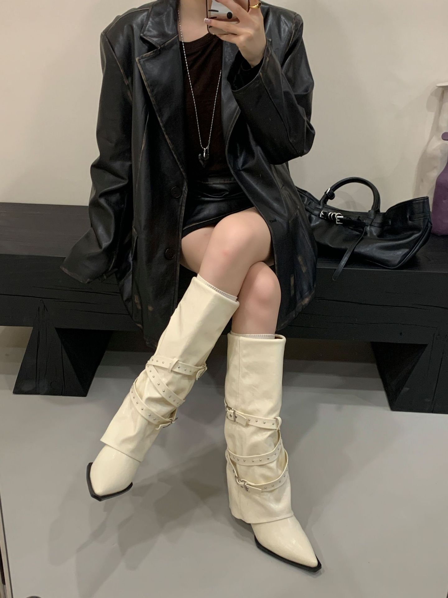 

2025 new autumn and winter pointed head thick heel temperament sleeve rivet belt buckle fashion boots women s trouser tube boots 39