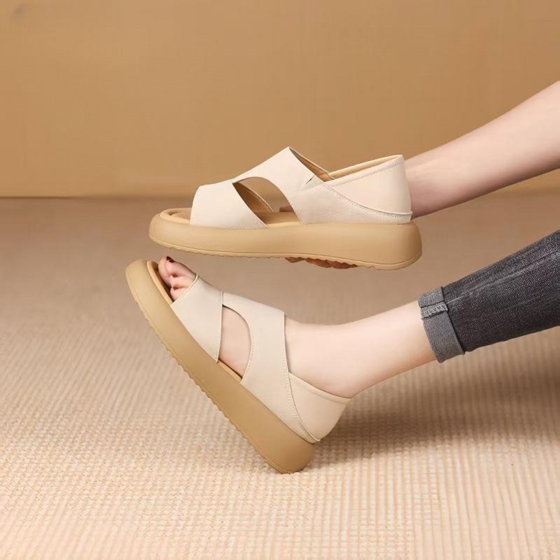 Summer New Soft-soled Two-wear Roman Sandals 2025 Thick-soled Large-size Casual Leopard Print Beach Sandals Women