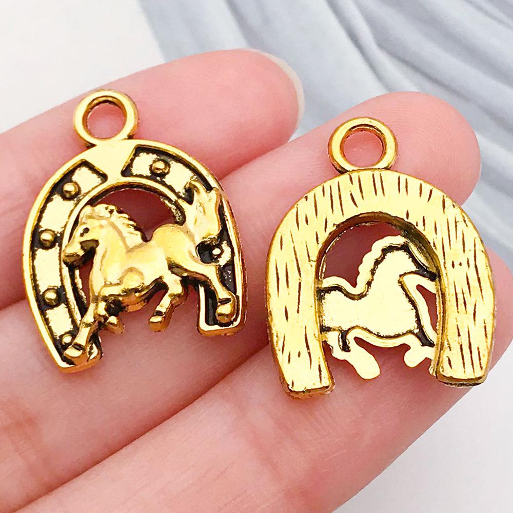 Cross-border Cowboy Western Bracelet: Horseshoe, Hat, Cactus Alloy Pendants for DIY Jewelry.