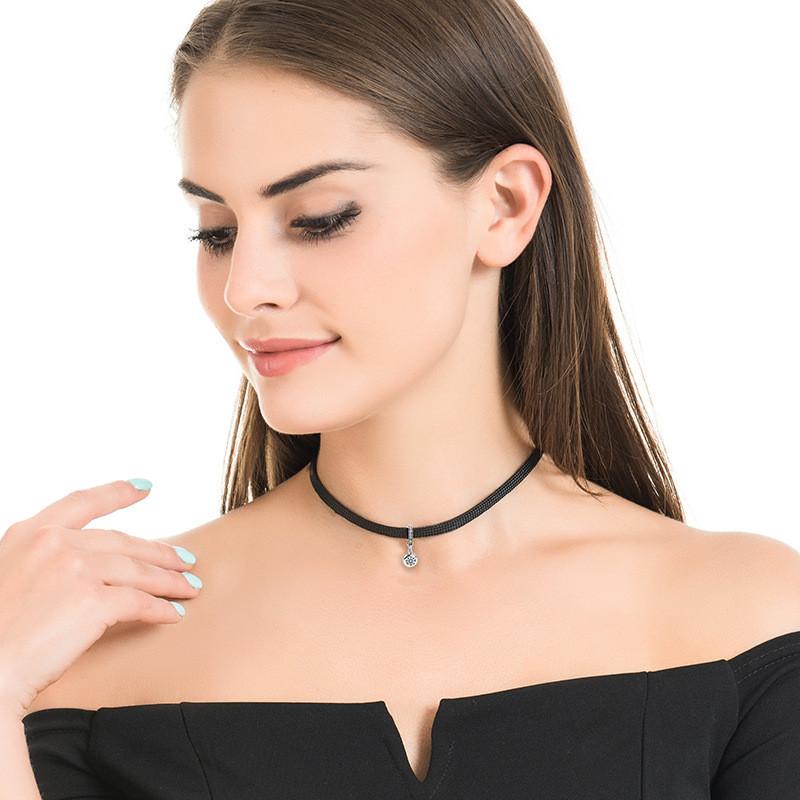 Simple Chic Alloy Choker Necklace For Women With Unique Geometric Shape Charm And