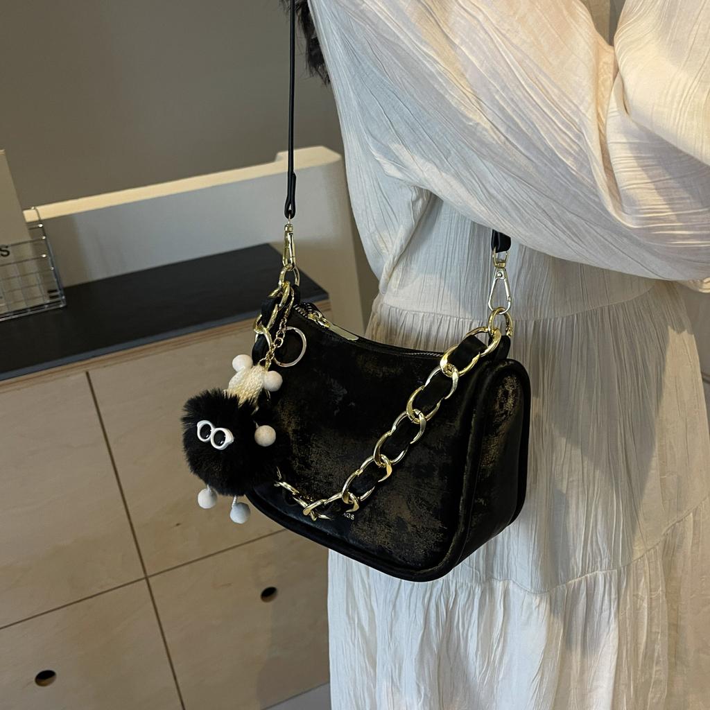 Bag Women's Fashion Messenger Bag Niche Versatile Korean Version Women's Bag Feeling New Shoulder Bag