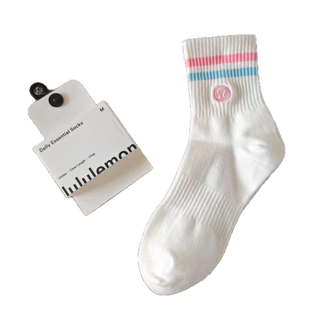 Lu Lu Lu Embroidery Socks - Unisex, All-Season, Black & White, Fitness & Running, Mid-High Tube 36-42 чёрный