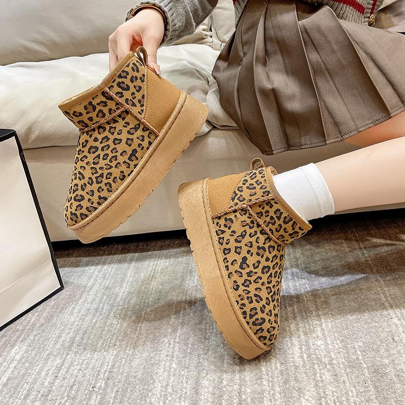 2024 Women's Velvet Thick Bottom Soft Bottom Leopard Pattern Winter Velvet Thick Leopard Pattern Flat Bottom Snow Boots