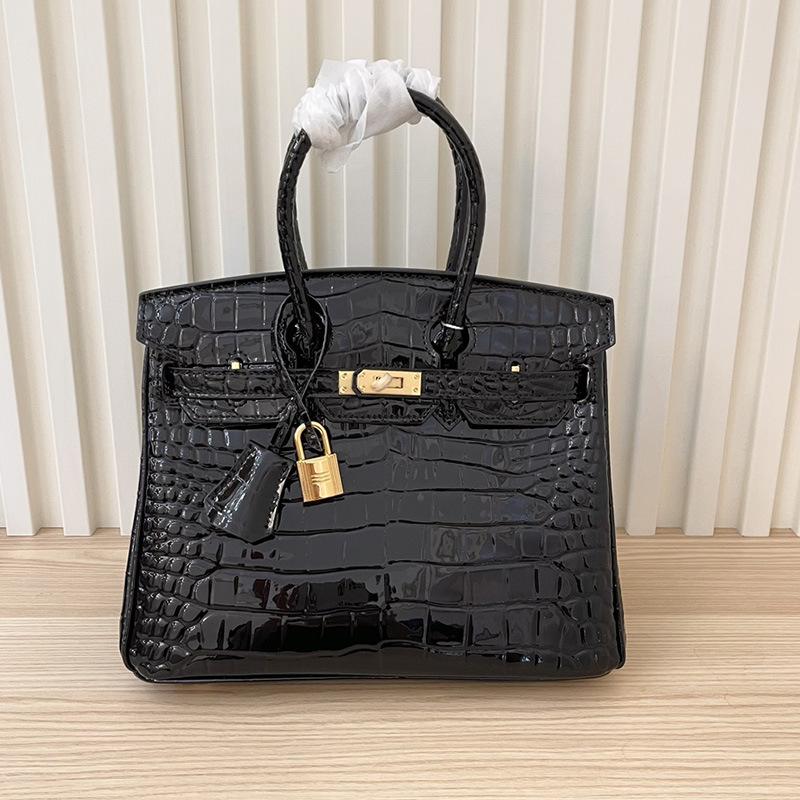 2025 New first-layer cowhide crocodile pattern, cross-border fashion genuine leather women's bags, handbags, shoulder messenger bags