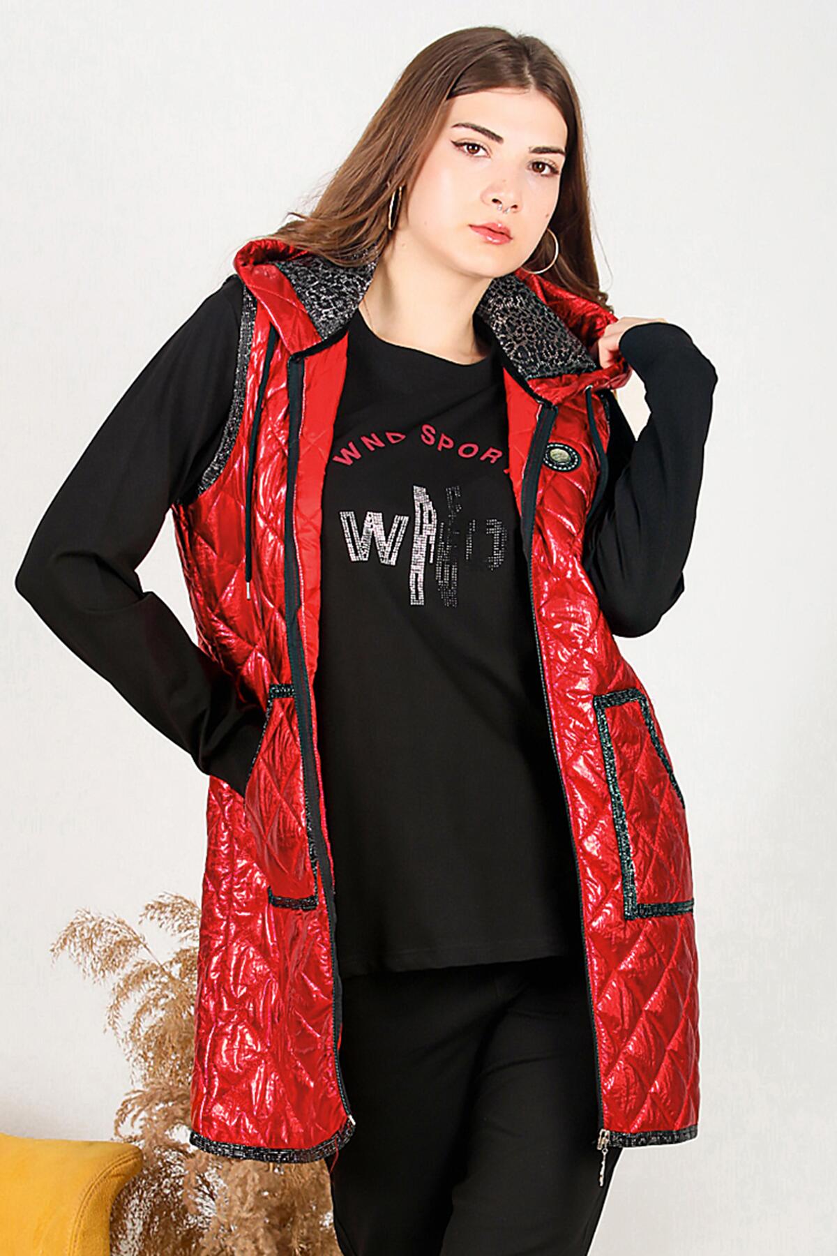 

Женский свитшот с круглым вырезом и принтом