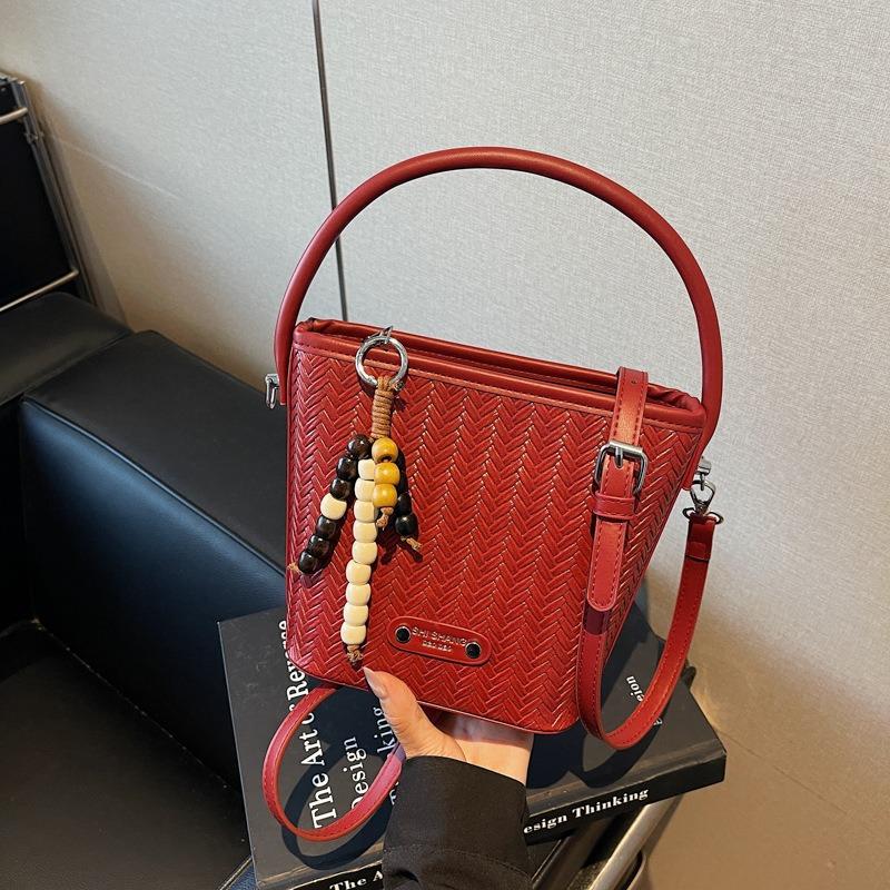 

Bags Women s new bags Handbags Bucket bags Fashion casual bags Shoulder bags Crossbody bags бордовий