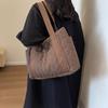 Gesteppte Tragetasche für Damen, modische, bauschige Umhängetasche, weich gepolsterte Handtasche für Schule und Arbeit