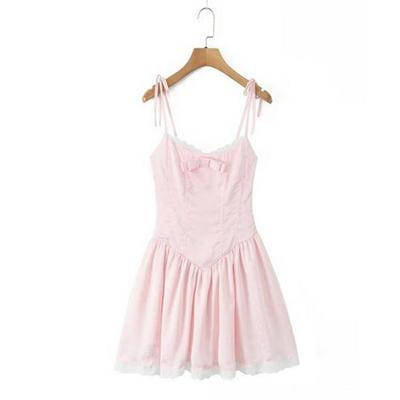 Waist-Cinching Princess Summer Dress with Lace and Bow Trim