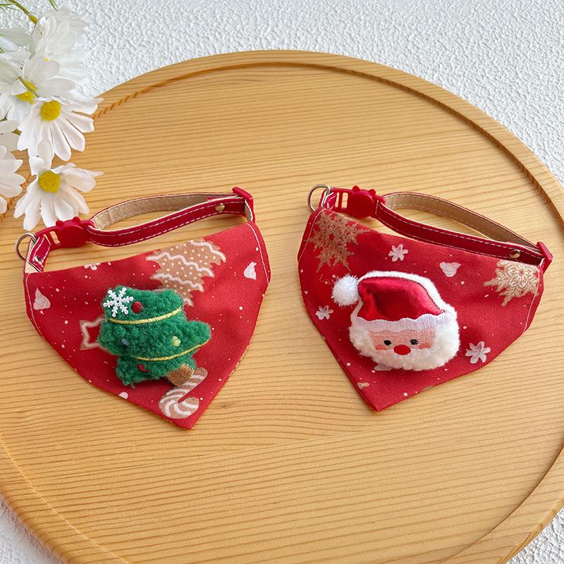 2025 Christmas New Pet Triangle Scarf Collar Cute Cat Christmas Accessories Dog Collar with Red Elk Pattern