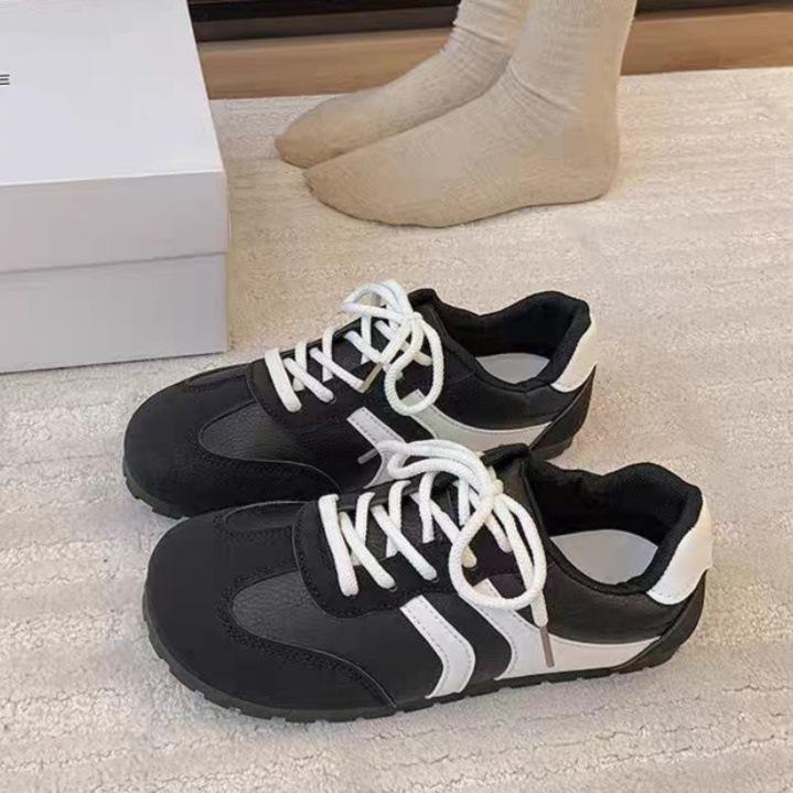 

[Fanfuna] Dexun Shoes Women s 2025 Autumn and Winter New Fashion Casual Versatile Niche Flat Forrest Gump Board Shoes 42