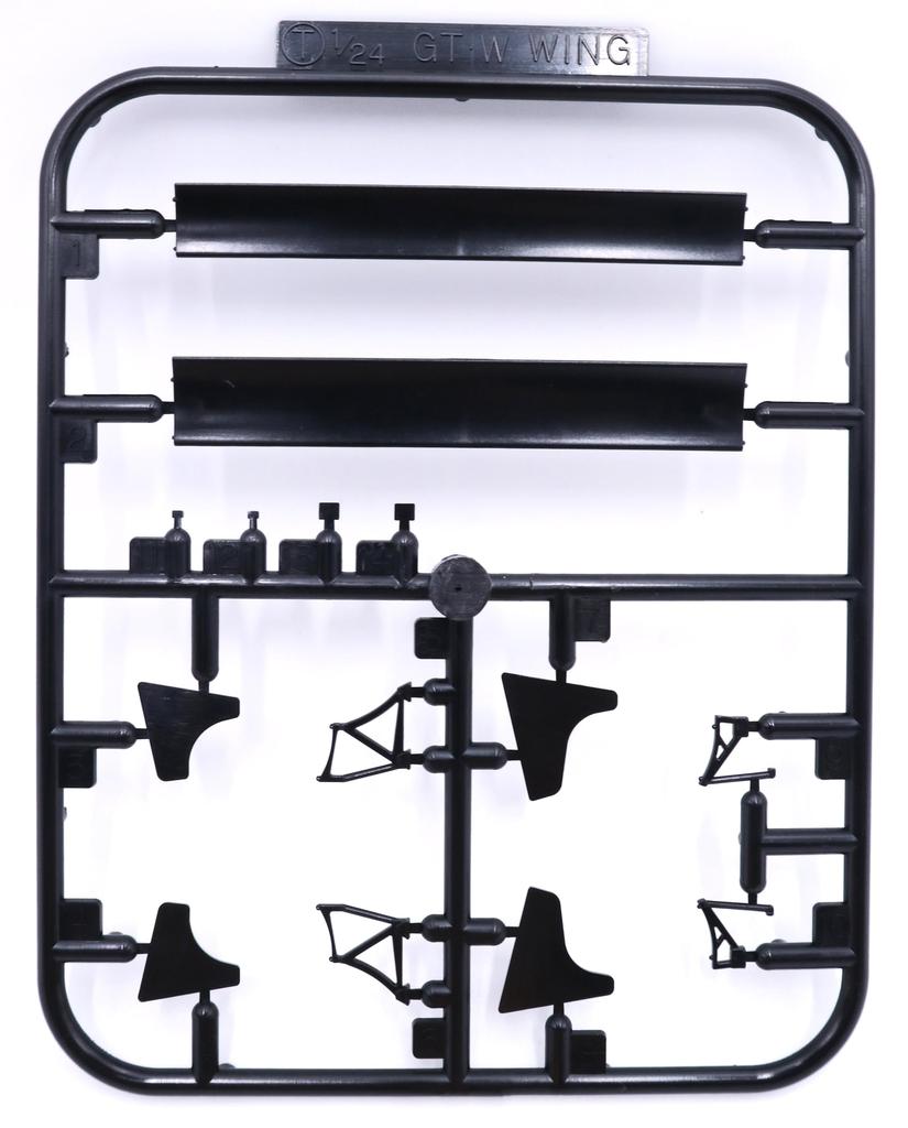 Inch Up Series Mitsubishi Lancer Evolution IX GSR GT W Plastic Model 1/24 No.329 (with wing)