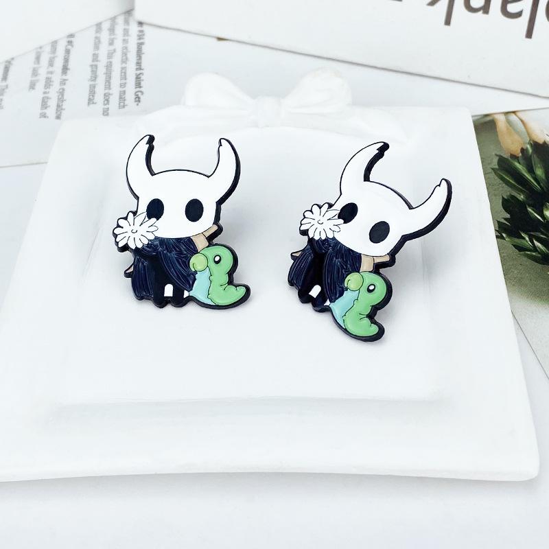 Creative Cartoon Hollow Knight Metal Brooch - Enamel Monster Bug Badge Accessories