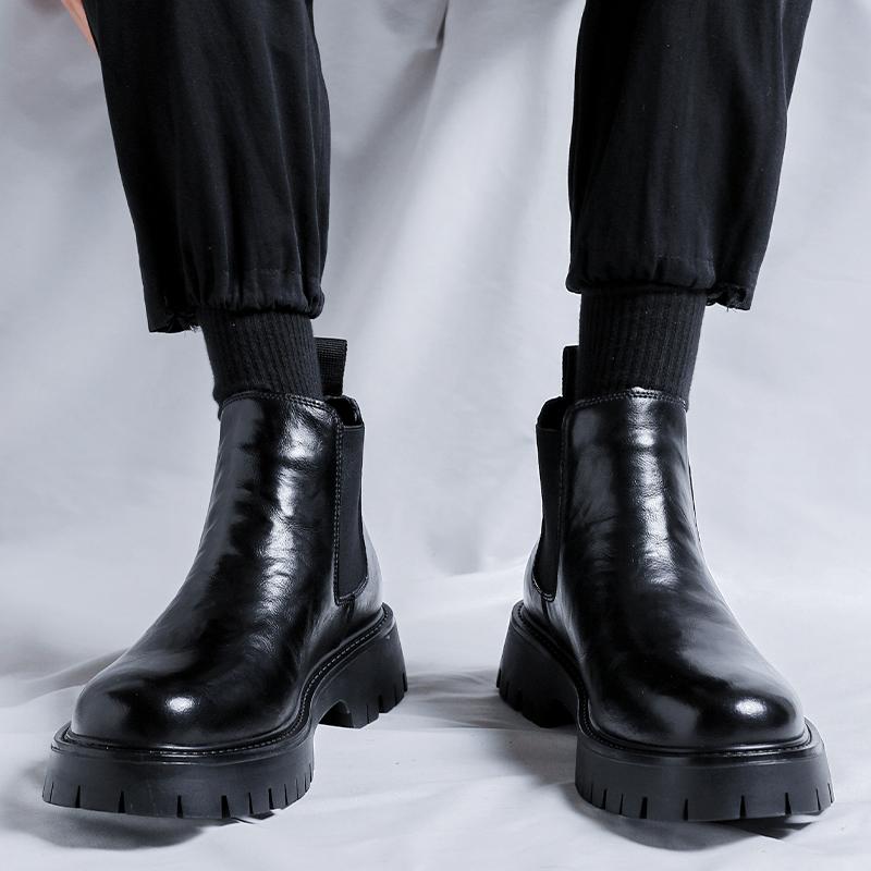 Scarpe da Uomo Mocassini Slip On Casual Business Scarpe Artigianali in Pelle a Collo Alto Primavera 2024 Classiche in Pelle Morbida Hombre Scarpe da Uomo Piatti