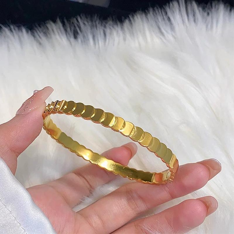 Luxury Gold Plated Bangles Zircon Women's Hand Bracelet Stainless Steel Bangle Gifts for Women Fashion Accessories Mother's Day