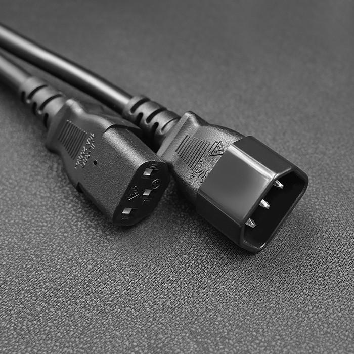 Qoltec Kabel Przedłużający Zasilający Iec C13/C14 | 3X1.00Mm² | 5M