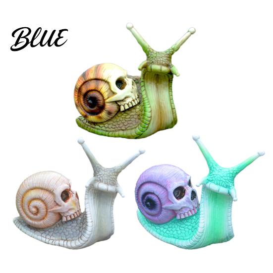 Resin Skull Statue Halloween Snail Statue Gothic Home Decor Creative Crafts Spooky Yard Art Ornaments for Outdoor Garden Patio Lawn Porch