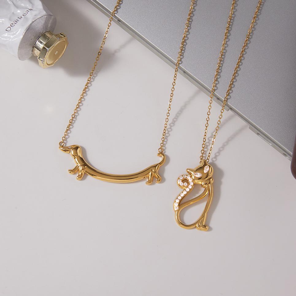 Youthway Cute Crystal Dog Cat Pendant Necklace For Women Minimalist 18K Gold PVD Plated Stainless Steel Necklace Fashion Jewelry