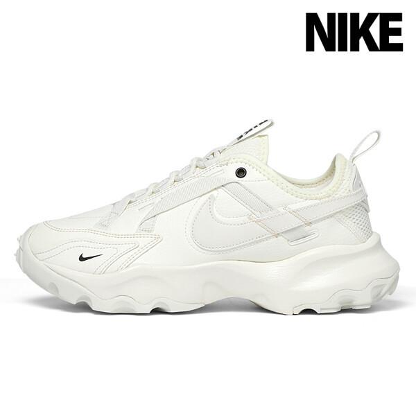 

Nike Женщины TC7900 DD9682 100