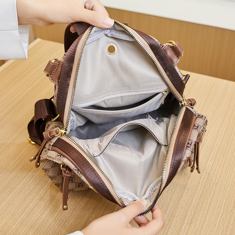 Lehký luxusní špičkový potištěný batoh pro ženy Podzimní a zimní korejský styl Všestranná taška pro dojíždění Dámský batoh s velkou kapacitou na cestování