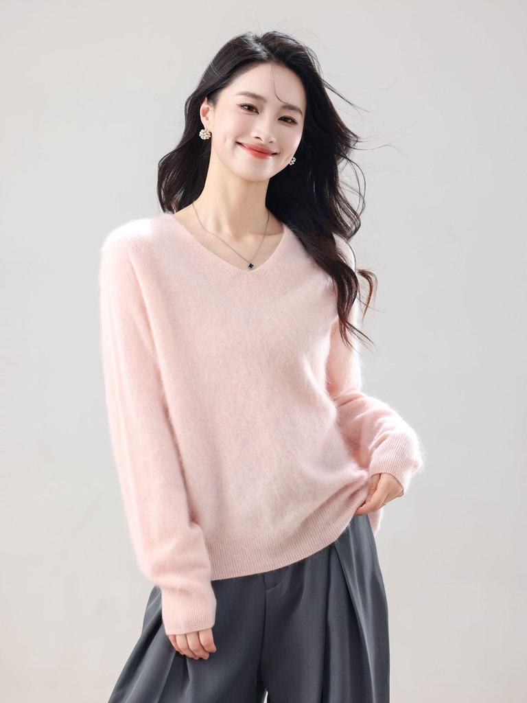 Women's 26-Year Brush V-Neck Sweater: 5% Cashmere, 5% Silk, 90% Australian Wool - Seamless and Versatile