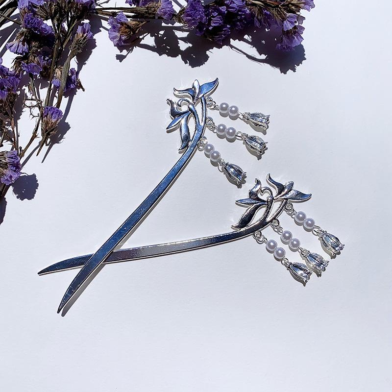 

Ancient-Style Hairpin with Tassel for Traditional Hanfu and Versatile Updos