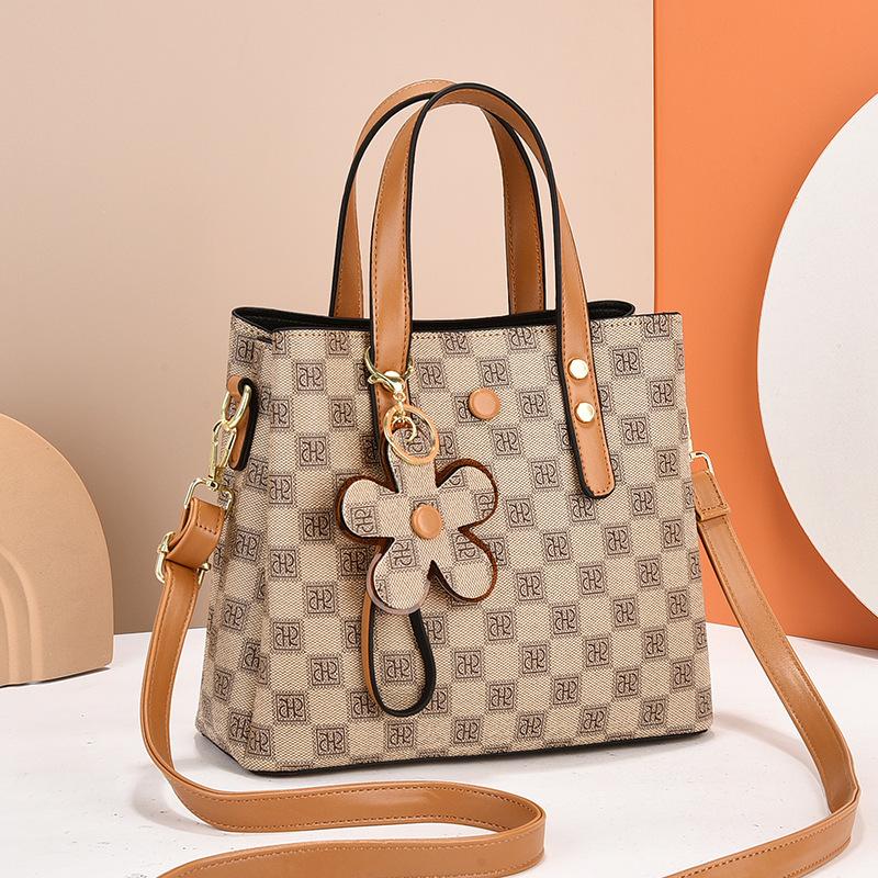 

Bucket bag women s new versatile fashion shoulder messenger bag women s bag niche high-end women s bag